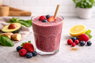 Fermentierter Immun-Smoothie mit Beeren & Spinat - für starke Tage